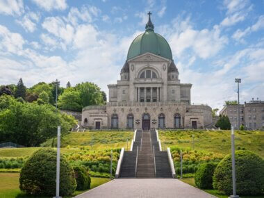 L'Oratoire Saint-Joseph, au sommet du Mont-Royal de Montréal ©Shutterstock