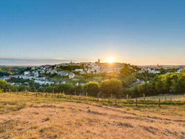 Coucher de soleil Rodez la préfecture de l'Aveyron © Shutterstock