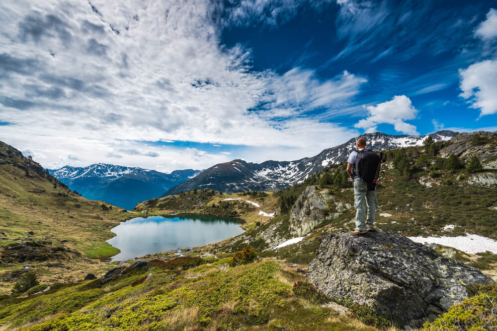 Montez admirer le lac de Tristaina en Andorre ©Shutterstock